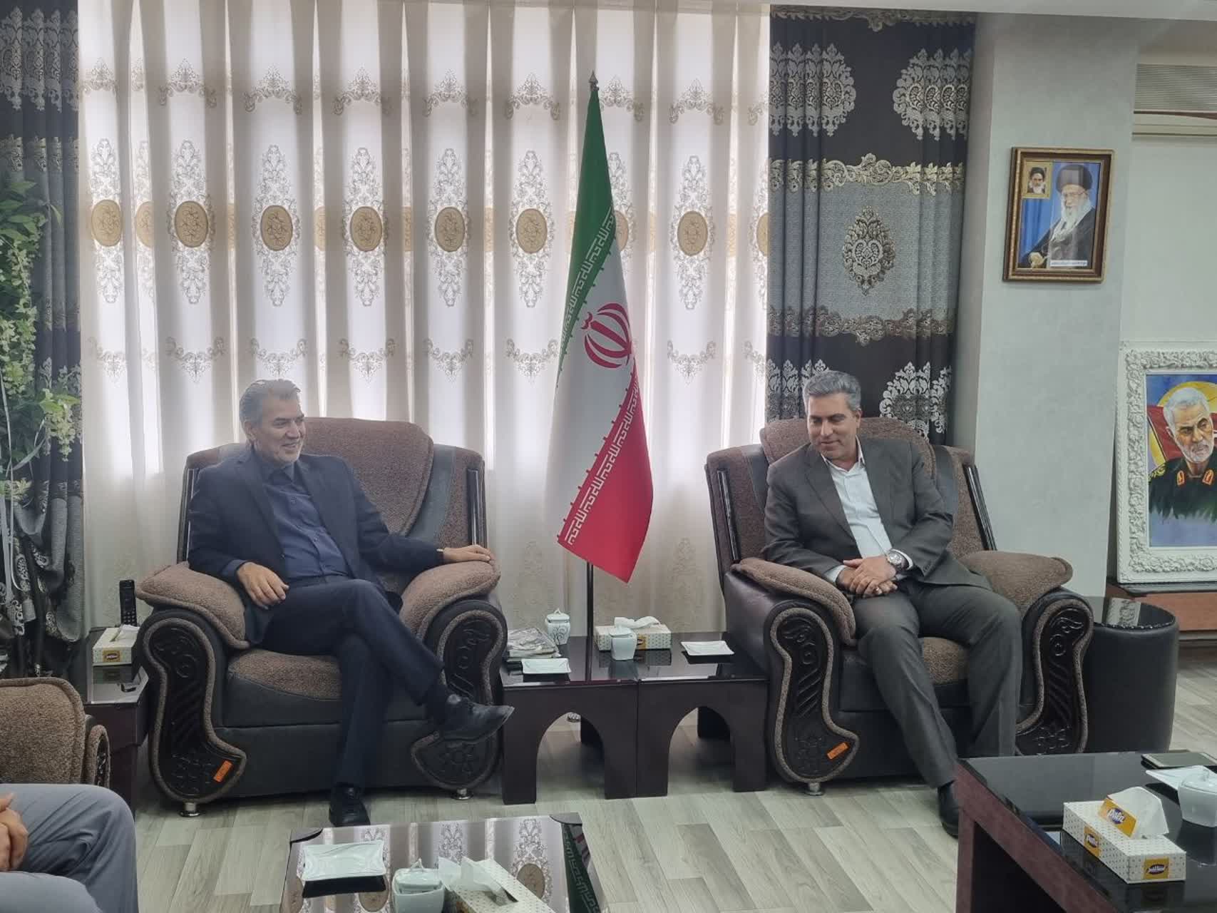 دیدار شهردار و اعضای شورای اسلامی شهر سلماس با فرماندار