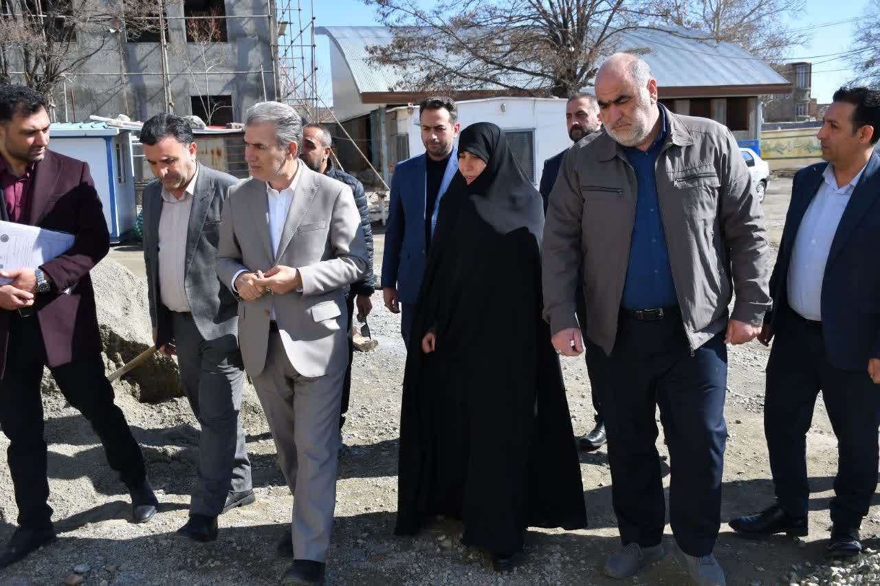 هم اکنون/ استقبال فرماندار سلماس و مقام عالی نظام تعلیم و تربیت شهرستان از مشاور وزیر آموزش و پرورش و هئیت همراه