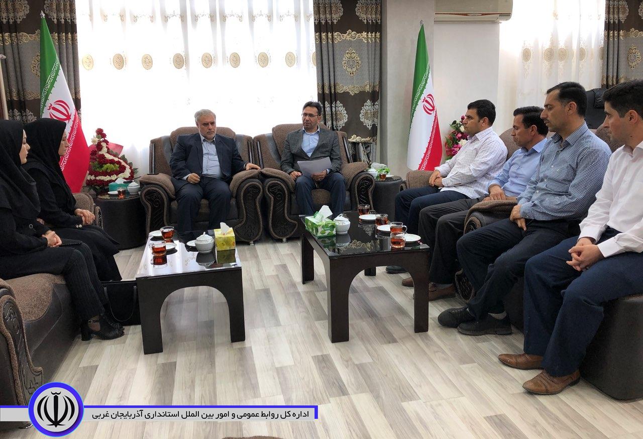 دیدار رئیس و کارکنان مرکز آموزش فنی و حرفه ای شهرستان سلماس با فرماندار