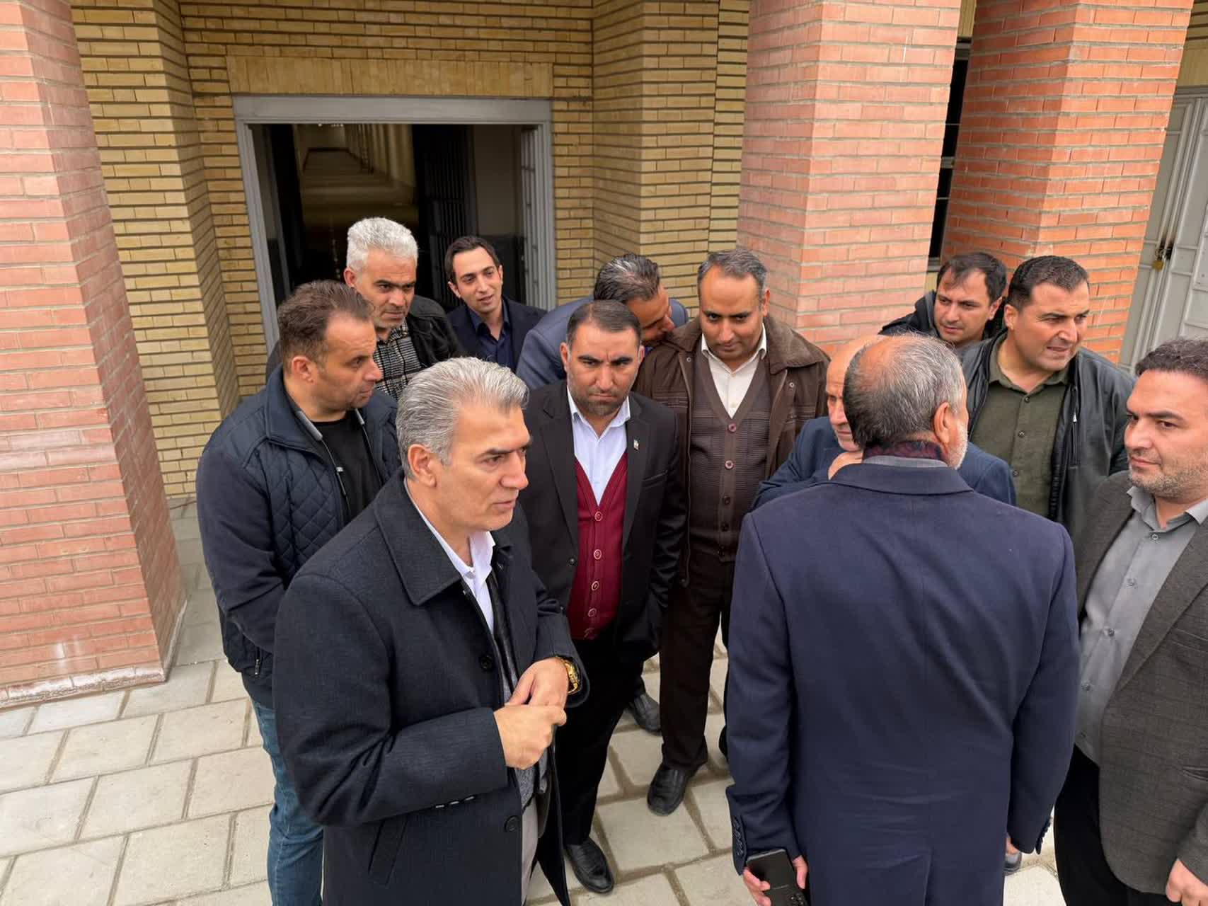 🇮🇷چهل و هفتمین فجر پیروزی🇮🇷  🔹فرماندار شهرستان سلماس به همراه نماینده مردم سلماس در مجلس شورای اسلامی، رئیس دادگستری و دادستان این شهرستان از پروژه در شرف بهره‌برداری ندامتگاه سلماس بازدید کردند.