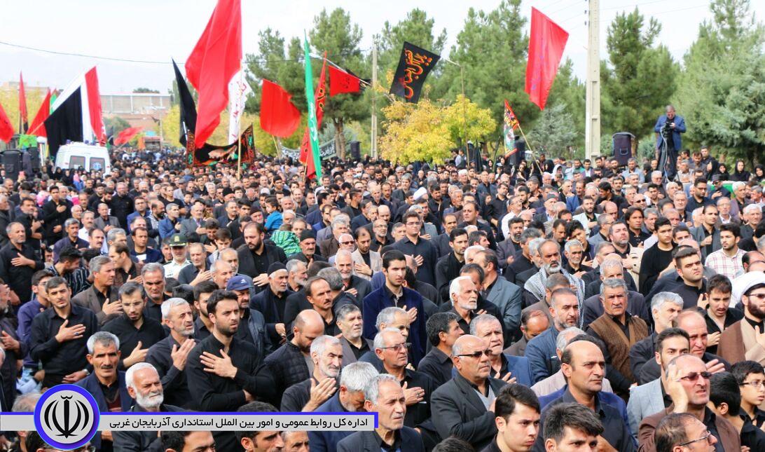 پیام تقدیر و تشکر ستاد برگزاری مراسم شهرستان سلماس از حضور باشکوه مردم ولایی در تجمع عظیم جاماندگان اربعین حسینی