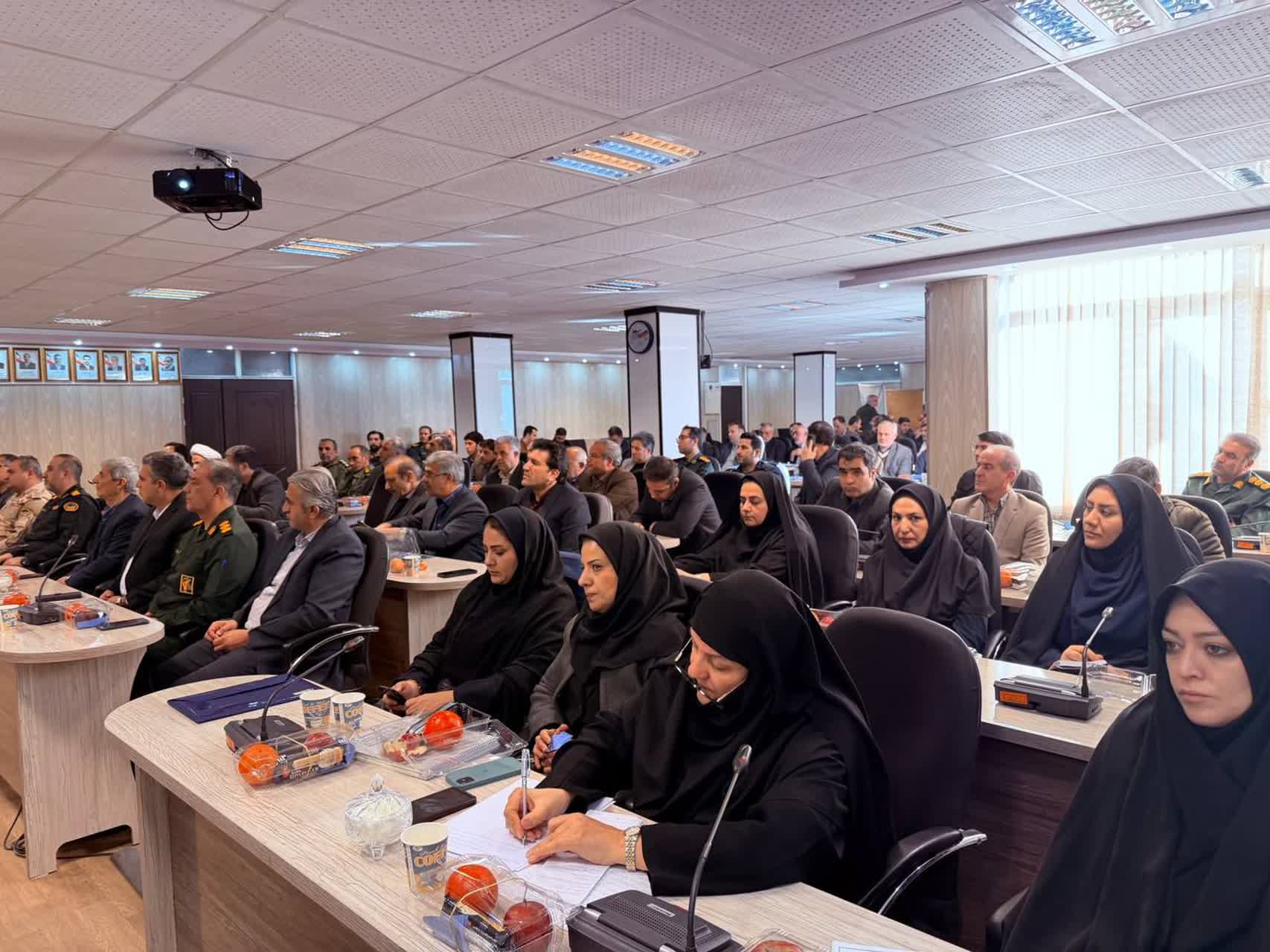 اجلاسیه مجمع بسیجیان شهرستان سلماس با حضور فرماندار، امام جمعه، فرمانده سپاه و جمعی از روسای ادارات و بسیجیان اقشار مختلف در سالن جلسات شهید سالمی فرمانداری برگزار شد.