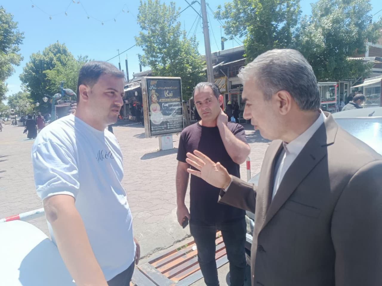 ✅️ دیدار چهرهبهچهره فرماندار سلماس با مردم؛ گامی در جهت حل مشکلات و تقویت ارتباط با شهروندان