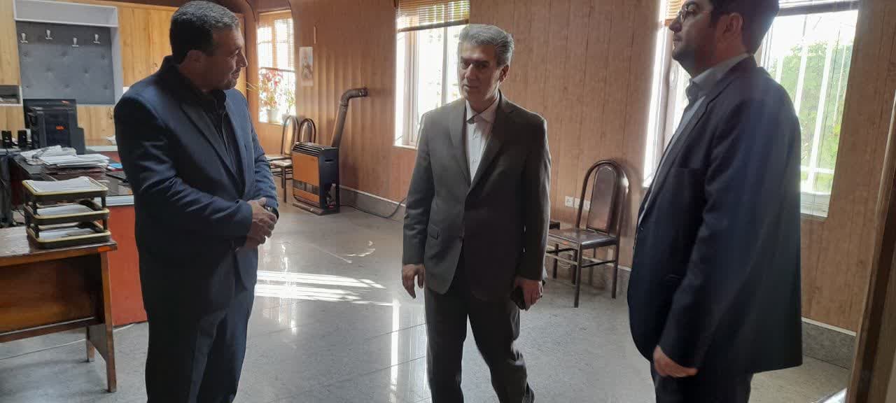 بازدید فرماندار سلماس از شهرداری تازه شهر