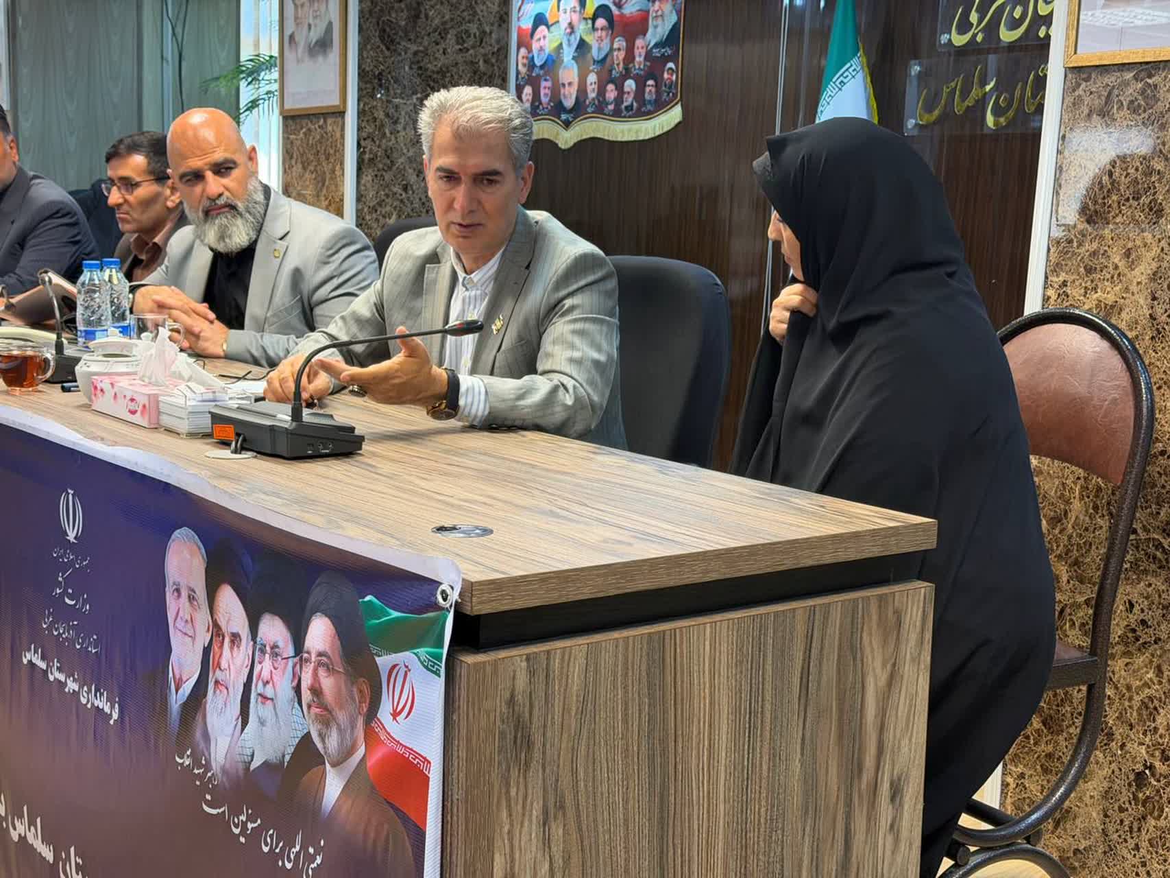 میز ارتباطات مردمی فرمانداری شهرستان سلماس
