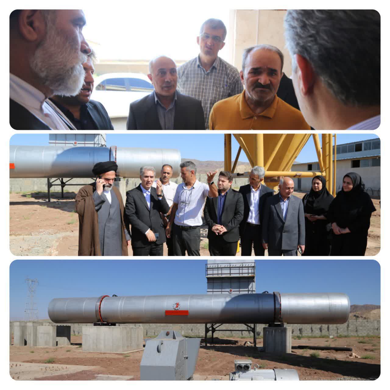 به گزارش روابط عمومی فرمانداری سلماس، در راستای اجرای برنامه هفتگی «دوشنبههای تولید»، روز دوشنبه 24 شهریور، علی علائی فرماندار سلماس به همراه امام جمعه محترم شهرستان و جمعی از مسئولان ادارات، از چند