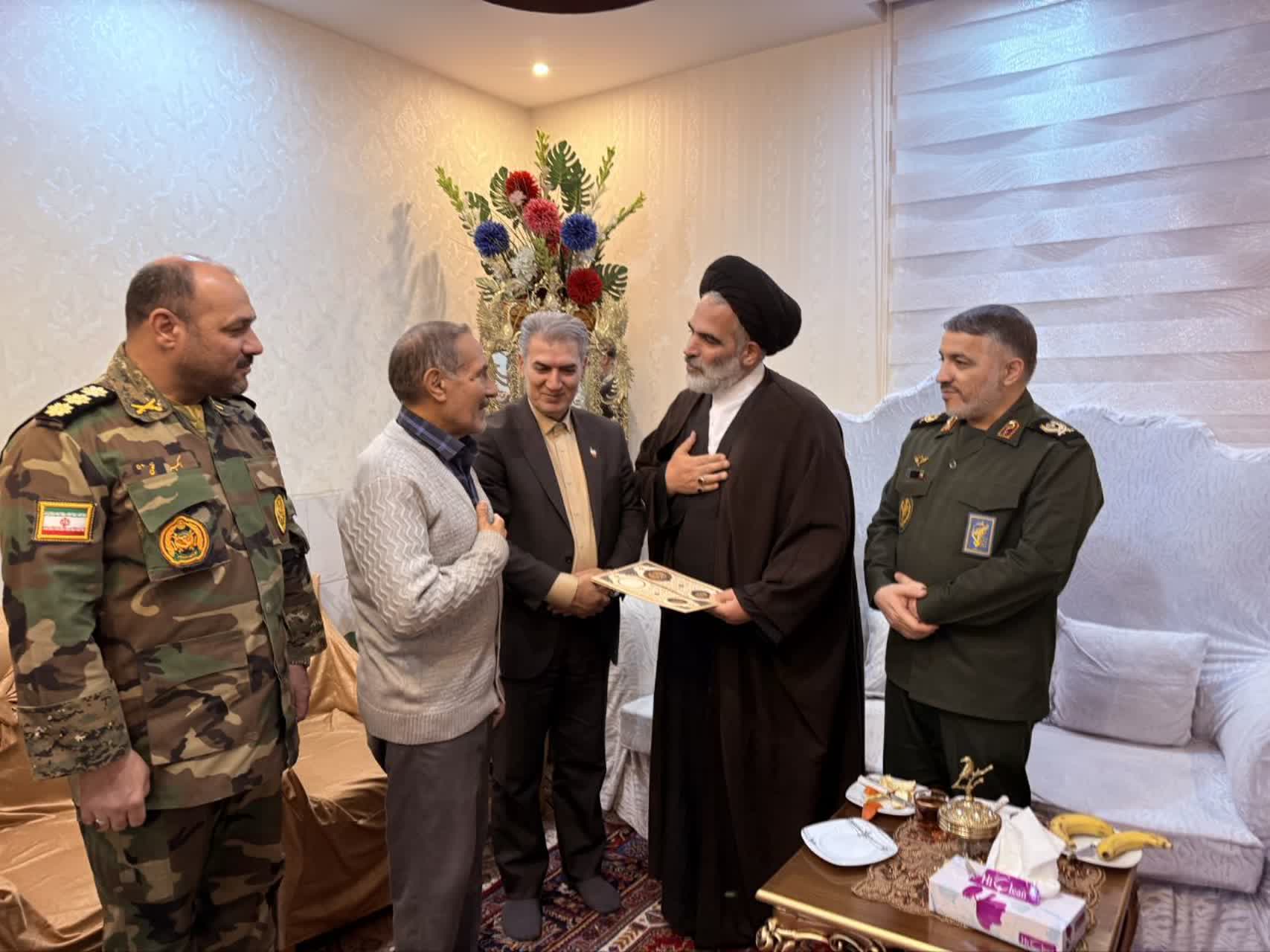 تکریم اسوه‌های ایثار؛ دیدار مسئولان ارشد سلماس با جانبازان سرافراز