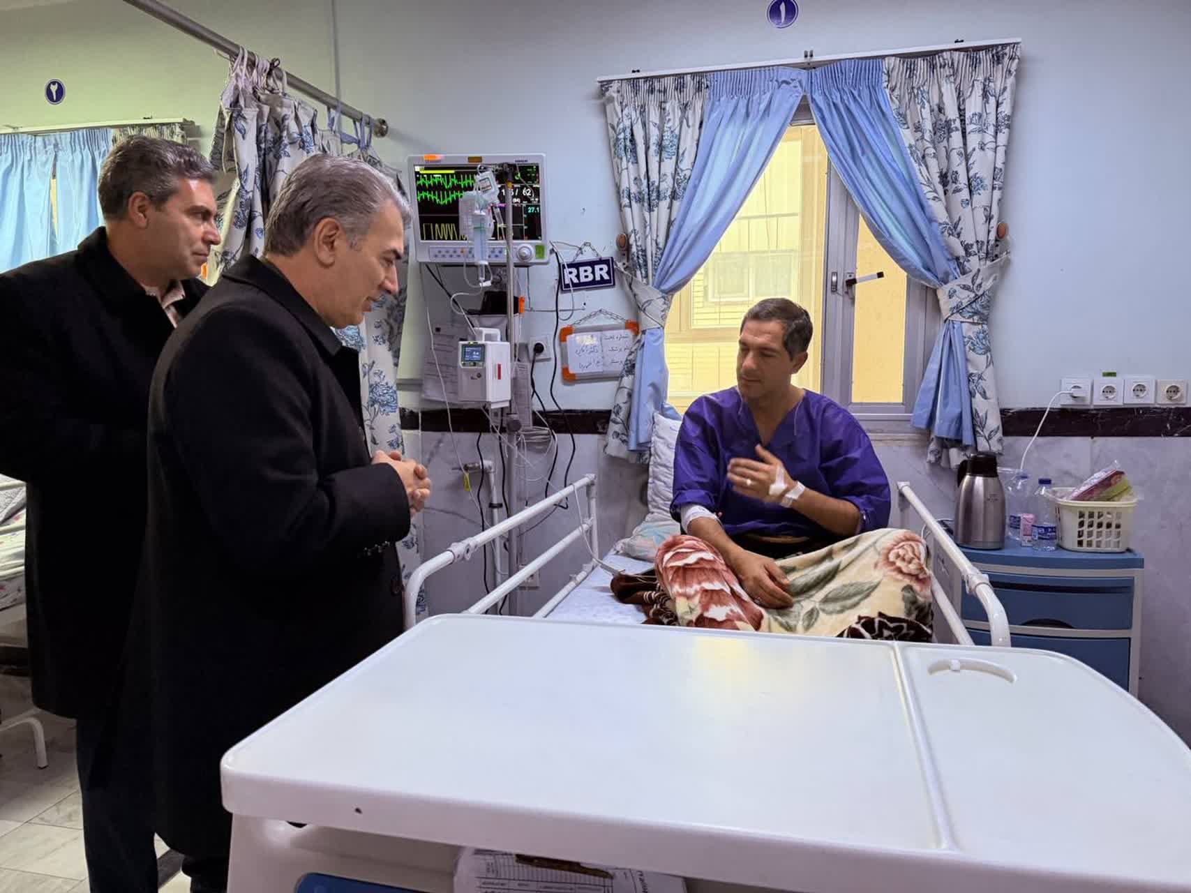 🇮🇷چهل و هفتمین فجر پیروزی🇮🇷  بازدید فرماندار و نماینده مردم سلماس در مجلس شورای اسلامی از بیمارستان خاتم‌الانبیا(ص)