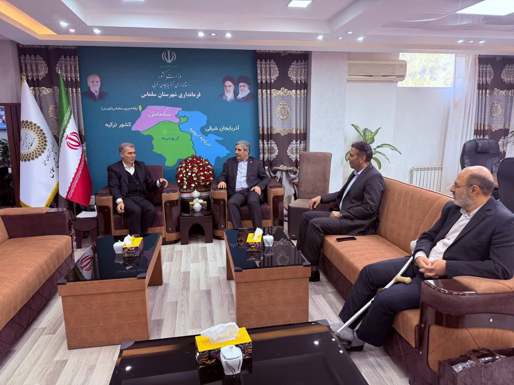 دیدار مدیر عامل بانک سپه استان با فرماندار شهرستان سلماس