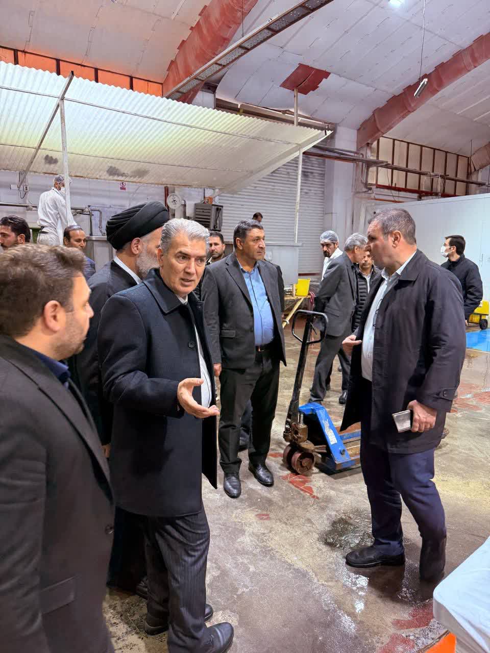 ⭕️ بازدید فرماندار سلماس از واحدهای تولیدی شهرک صنعتی با هدف رفع موانع و حمایت از تولید