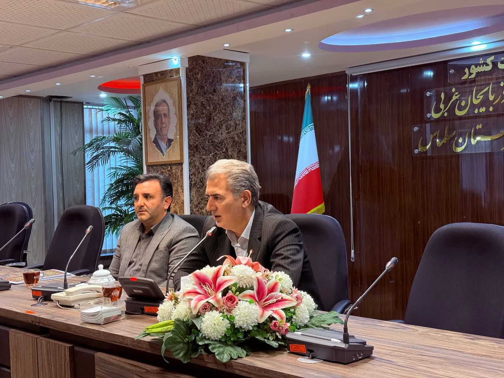 حضور فرماندار شهرستان سلماس به همراه رییس دادگستری و دادستان عمومی و انقلاب در صحن شورای اسلامی