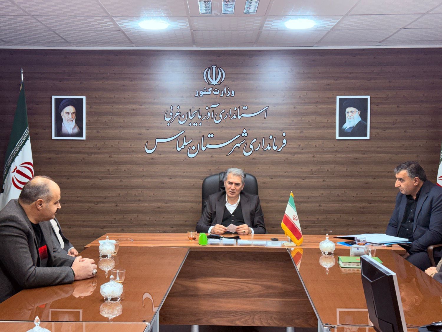 جلسه شورای شهر با حضور فرماندار برگزار شد