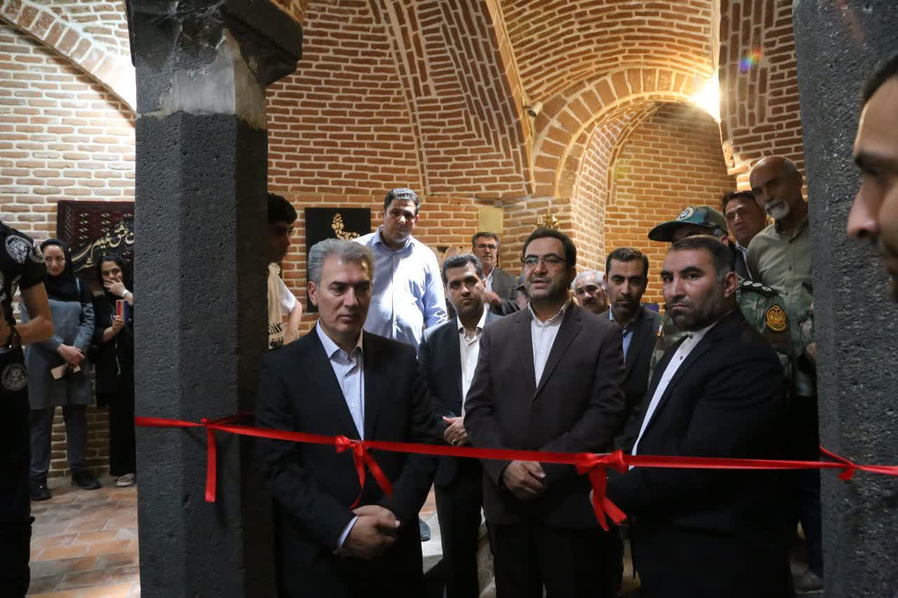 ✳️ افتتاح نمایشگاه هنرهای تجسمی «زبان رنگها» در سلماس به مناسبت هفته دولت