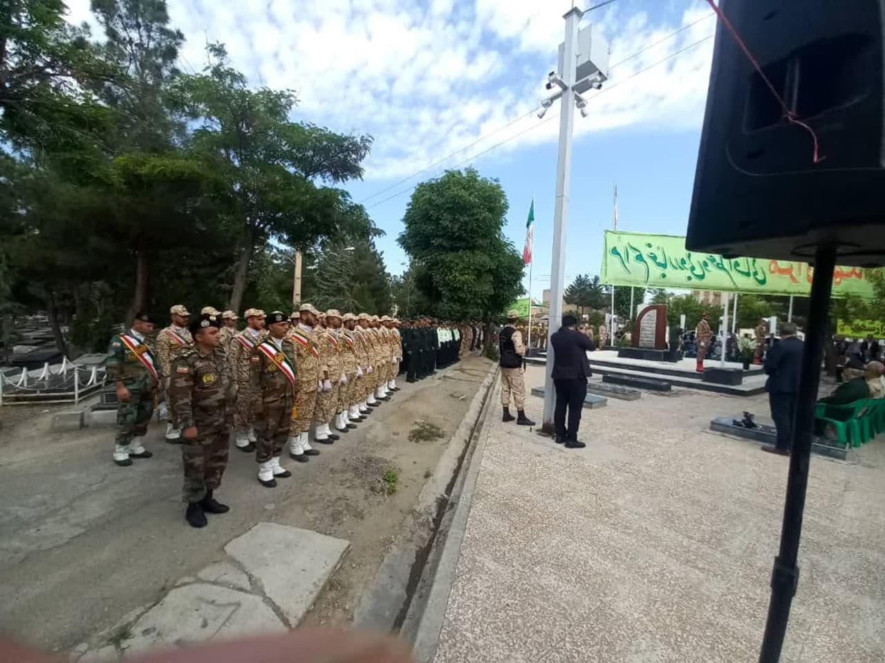 🌷همزمان با سالروز حماسه آزادسازی خرمشهرمزار شهدای سلماس عطرافشانی شد