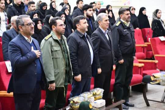 آیین تجلیل از برگزیدگان برتر کنکور سراسری 1404 در شهرستان سلماس برگزار شد