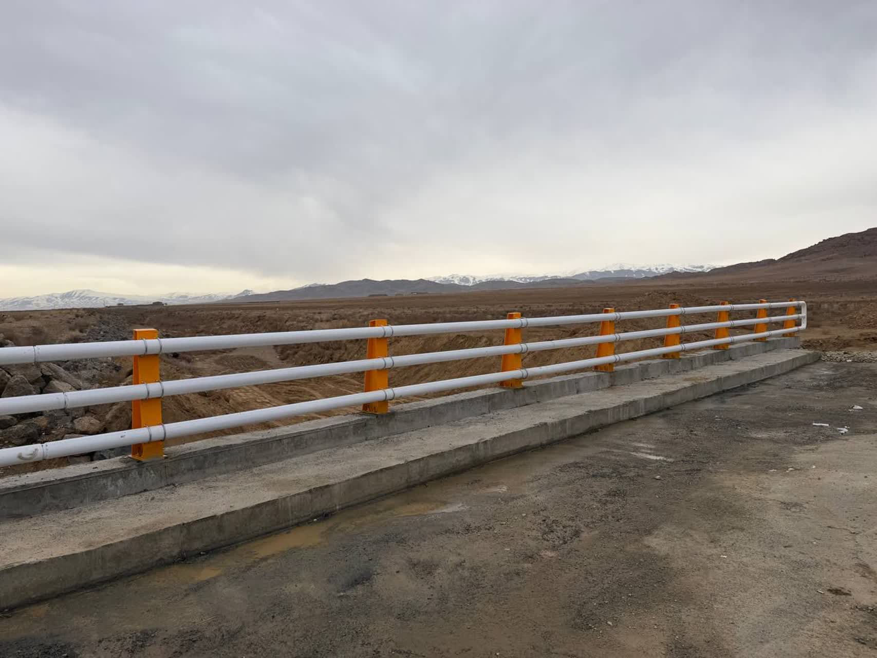 🇮🇷چهل و هفتمین فجر پیروزی🇮🇷  🔹پل ارتباطی بتنی فاز عملیاتی به فاز توسعه در شهرک صنعتی سلماس به مناسبت سالگرد پیروزی انقلاب اسلامی افتتاح و به بهره‌برداری رسید.