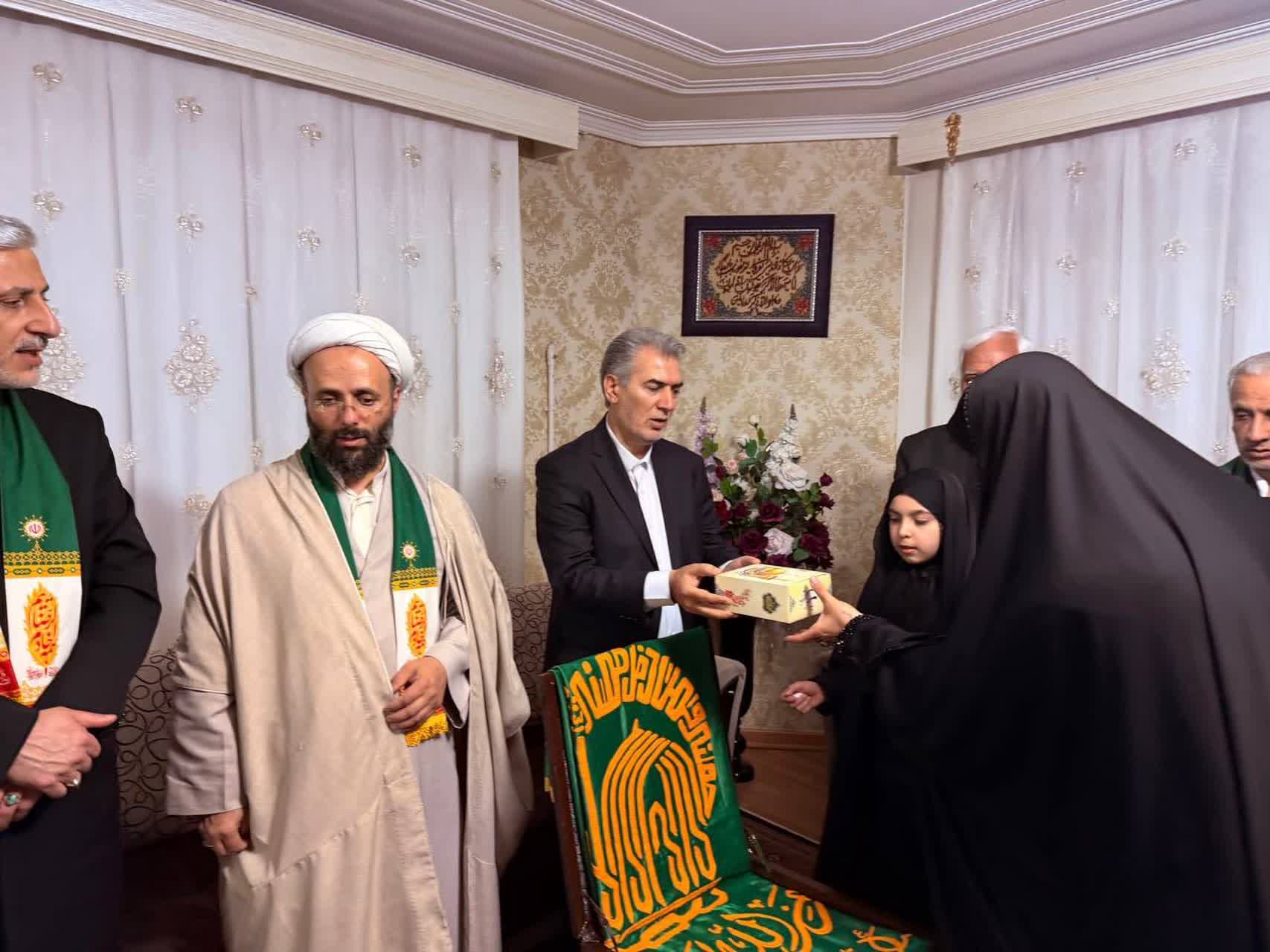 🇮🇷 عطر رضوی در فضای حماسی سلماس / حضور فرماندار در آئین استقبال از خادمان آستان قدس ‌