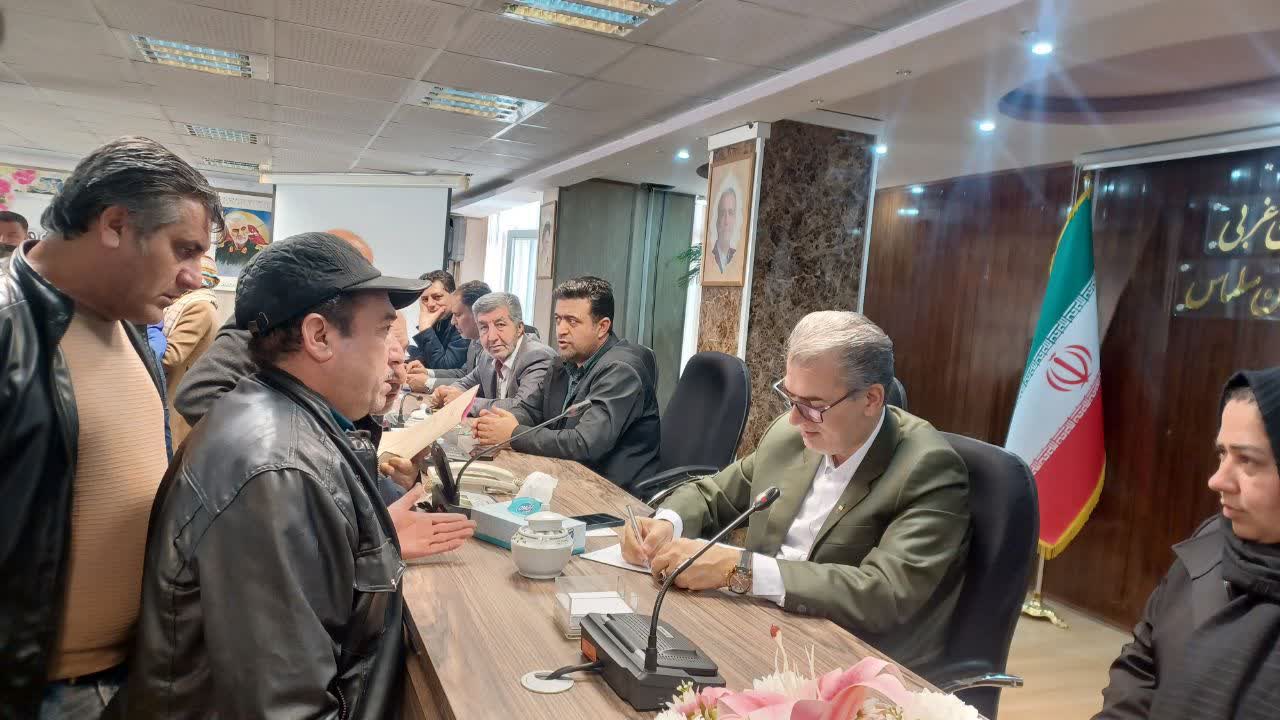 ✅️چهار ساعت گفت‌وگوی بی‌واسطه مردم با علی علائی؛ چهارشنبه‌های پاسخگویی در فرمانداری سلماس