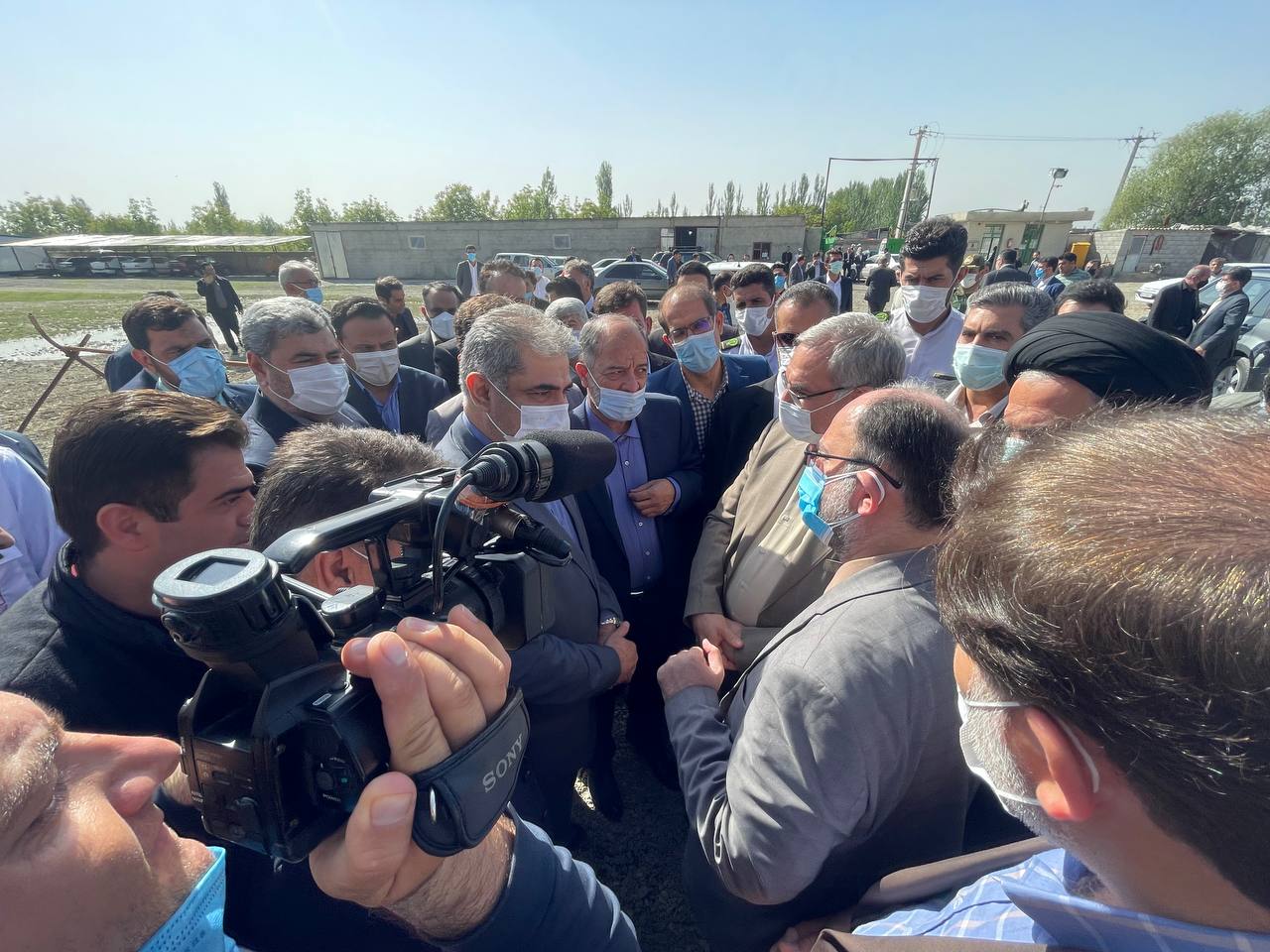 بازدید نماینده ویژه ریس جمهور و وزیر بهداشت، درمان و آموزش پزشکی از بیمارستان شهرستان سلماس