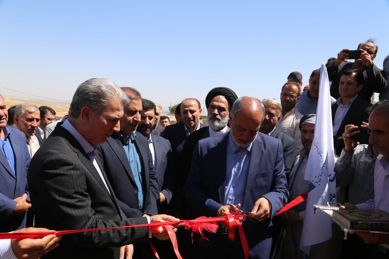 افتتاح همزمان پروژههای عمرانی و آبرسانی امور آب و فاضلاب سلماس با اعتبار 90 میلیارد ریال در سومین روز هفته دولت