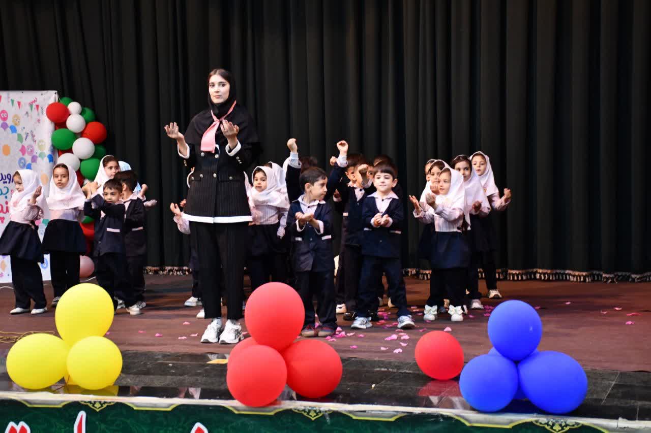 🌸 آیین نمادین جشن غنچهها در سلماس برگزار شد