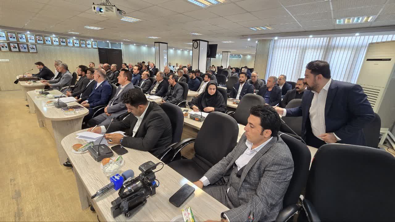 ⭕️ تأکید فرماندار سلماس بر جذب سرمایهگذاری در پایانه مرزی کوزهرش و منطقه ویژه اقتصادی