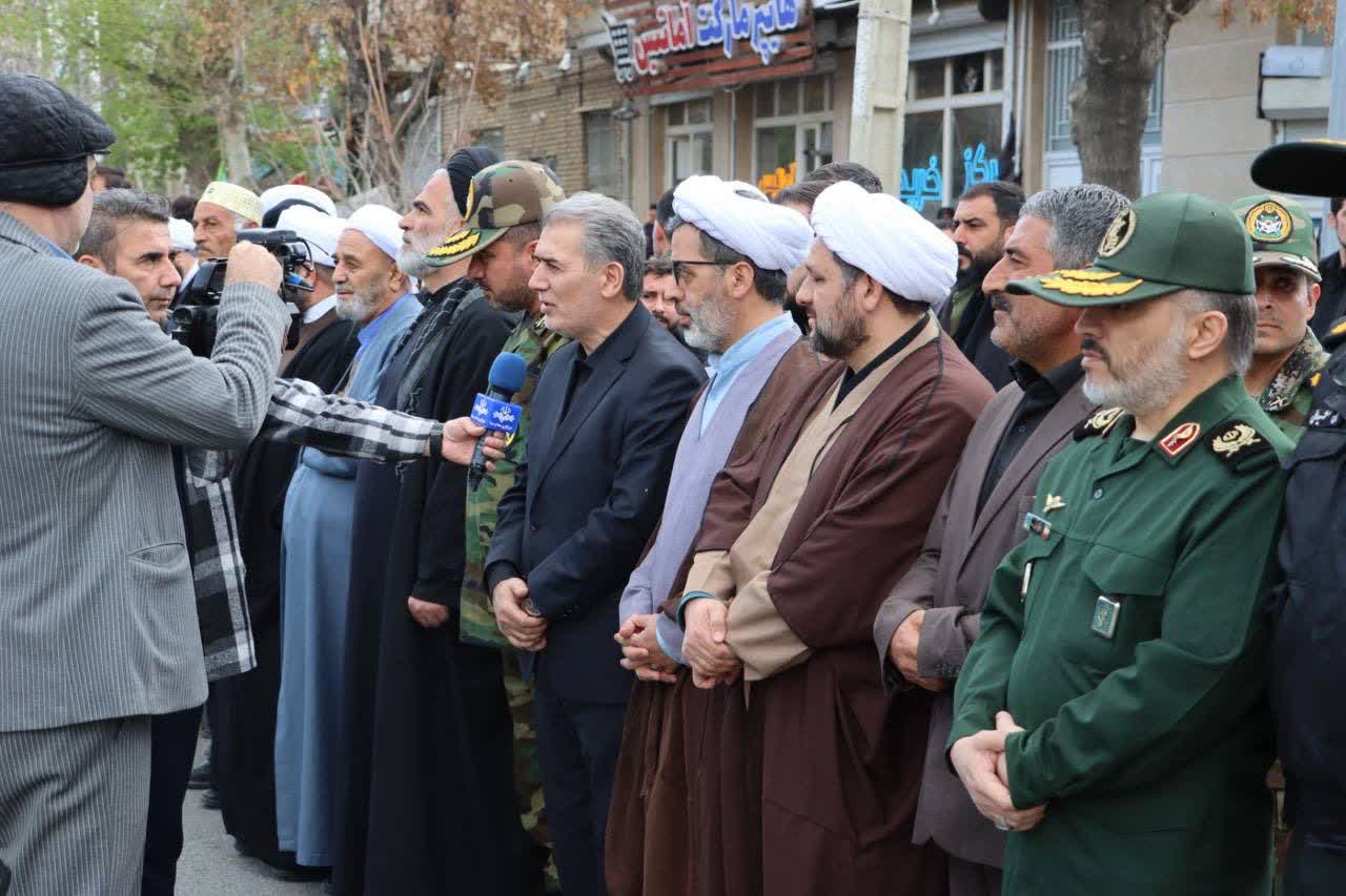 تشییع باشکوه شهید یعقوب صمدی / تجلی وحدت شیعه و سنی در سلماس