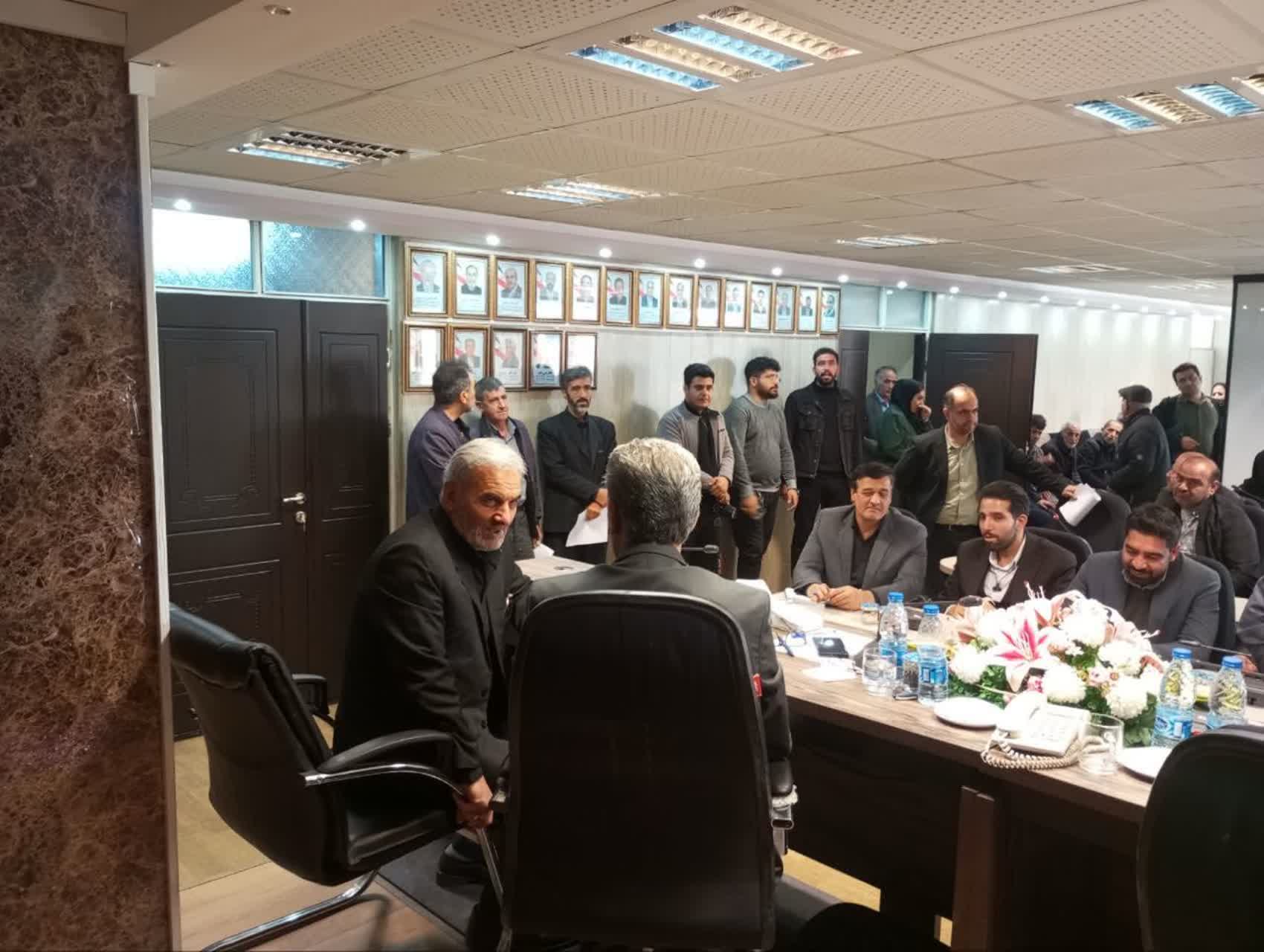 ✳️ گفتوگوی بیواسطه مردم سلماس با فرماندار؛ علائی پای مشکلات نشست و دستور پیگیری داد