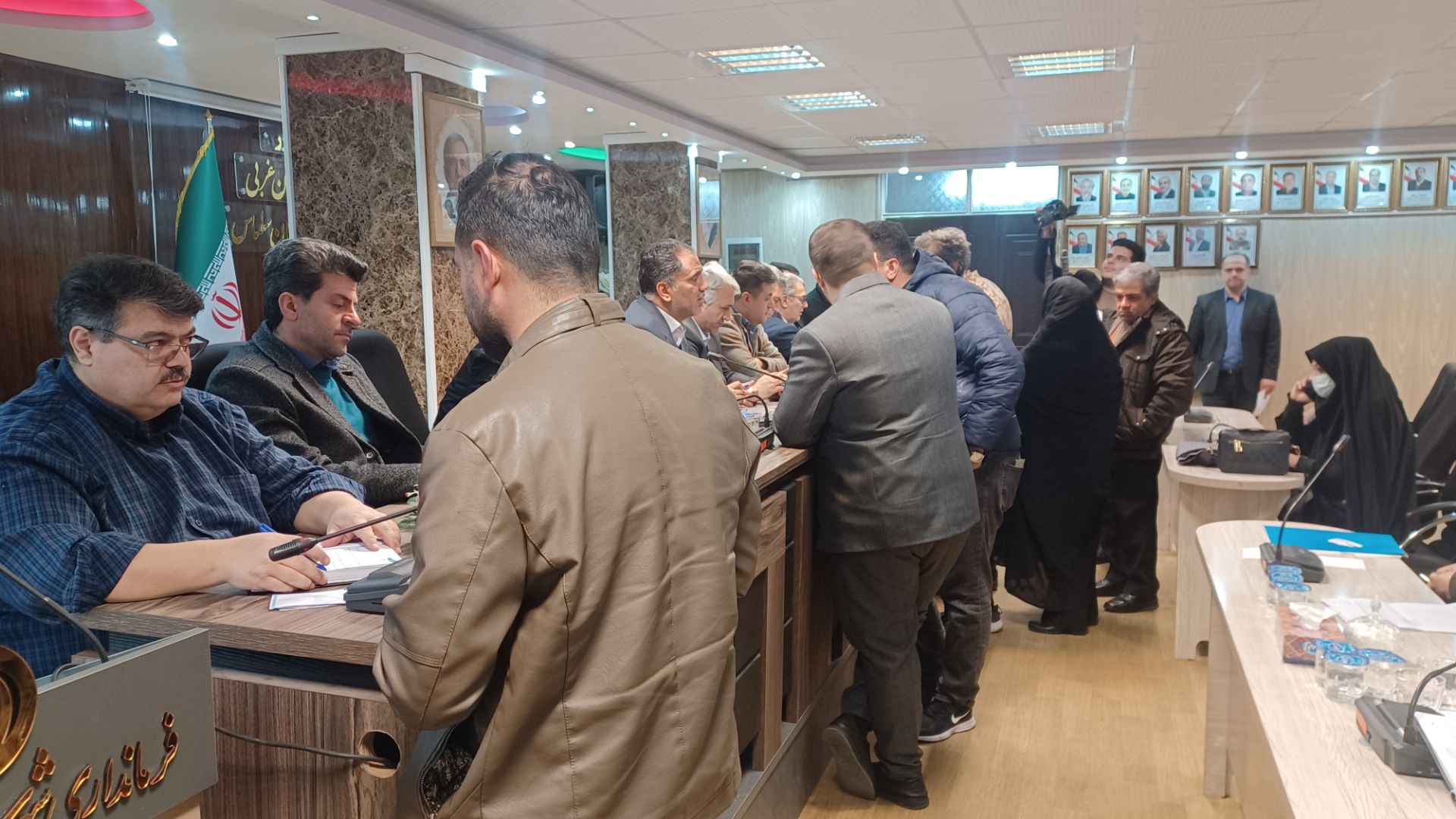 فرماندار سلماس در ملاقات مردمی چهارشنبه‌ای: بررسی مستقیم مطالبات شهروندان و اجرای دستورات لازم برای رفع مشکلات