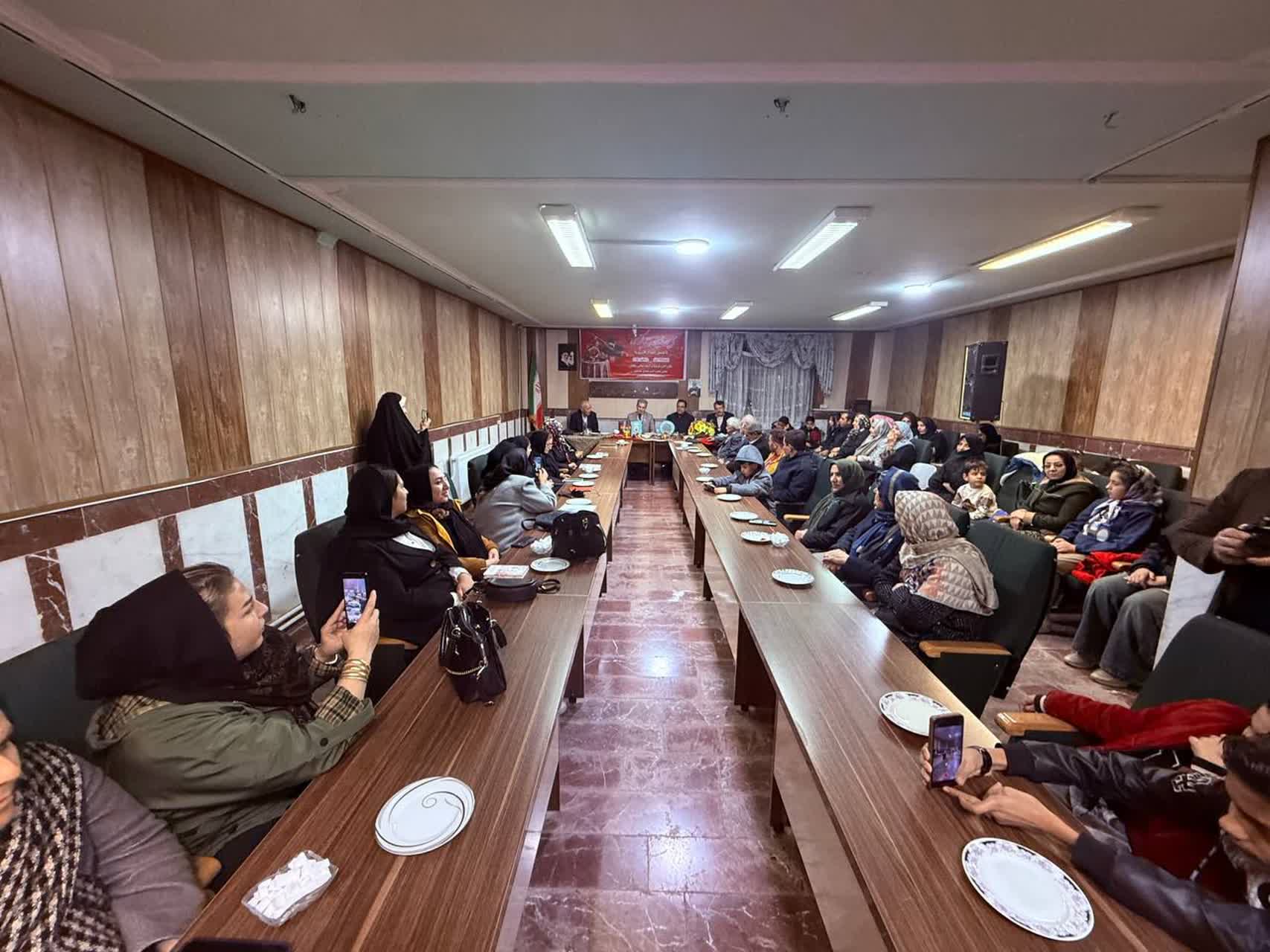 برگزاری آیین نمادین چیلله گجه سی با حضور شعرا و عاشیق‌ها در سلماس