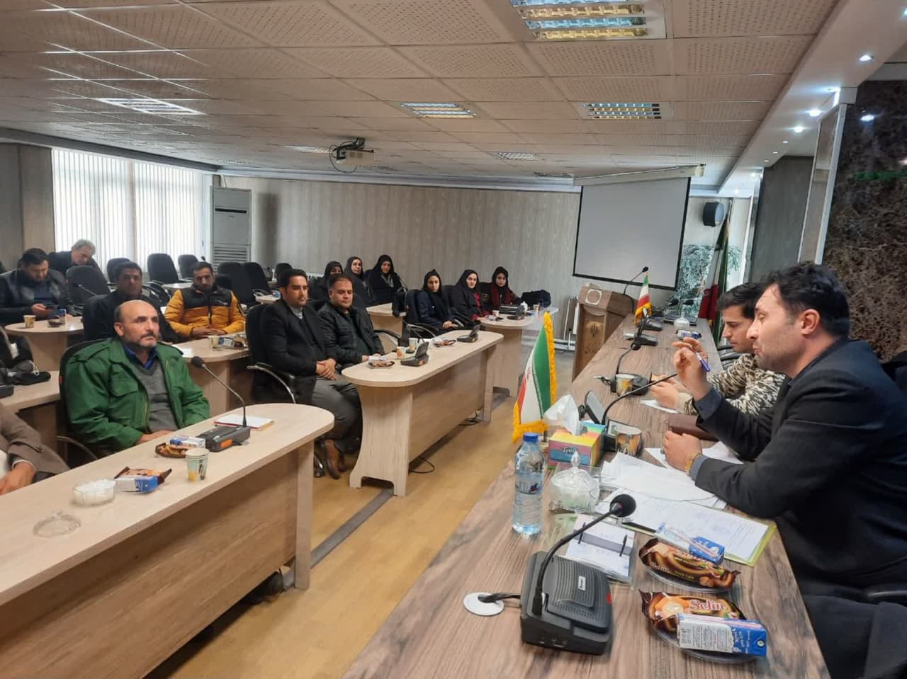 برگزاری نشست دهیاران بخش مرکزی شهرستان سلماس