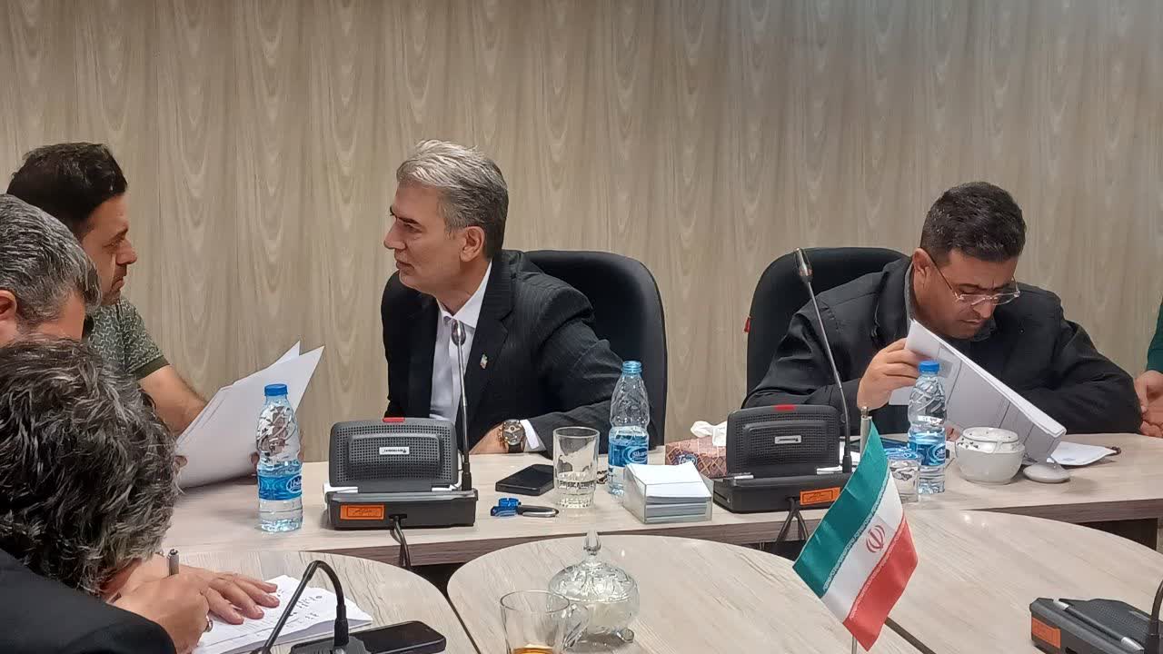 ملاقات مردمی فرماندار سلماس؛ چهار ساعت گفتوگوی بیواسطه با شهروندان