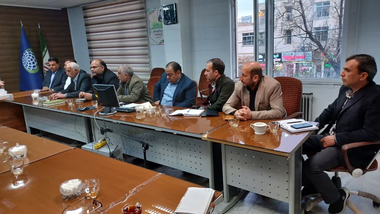 فرماندار سلماس: خدمت صادقانه به مردم، تداوم راه رهبر شهید و آرمان‌های انقلاب است/ ضرب‌الاجل برای ثبات قیمت‌ها و تأمین کالاهای اساسی  به گزارش روابط عمومی فرمانداری شهرستان سلماس؛ جلسه کارگروه تنظیم با