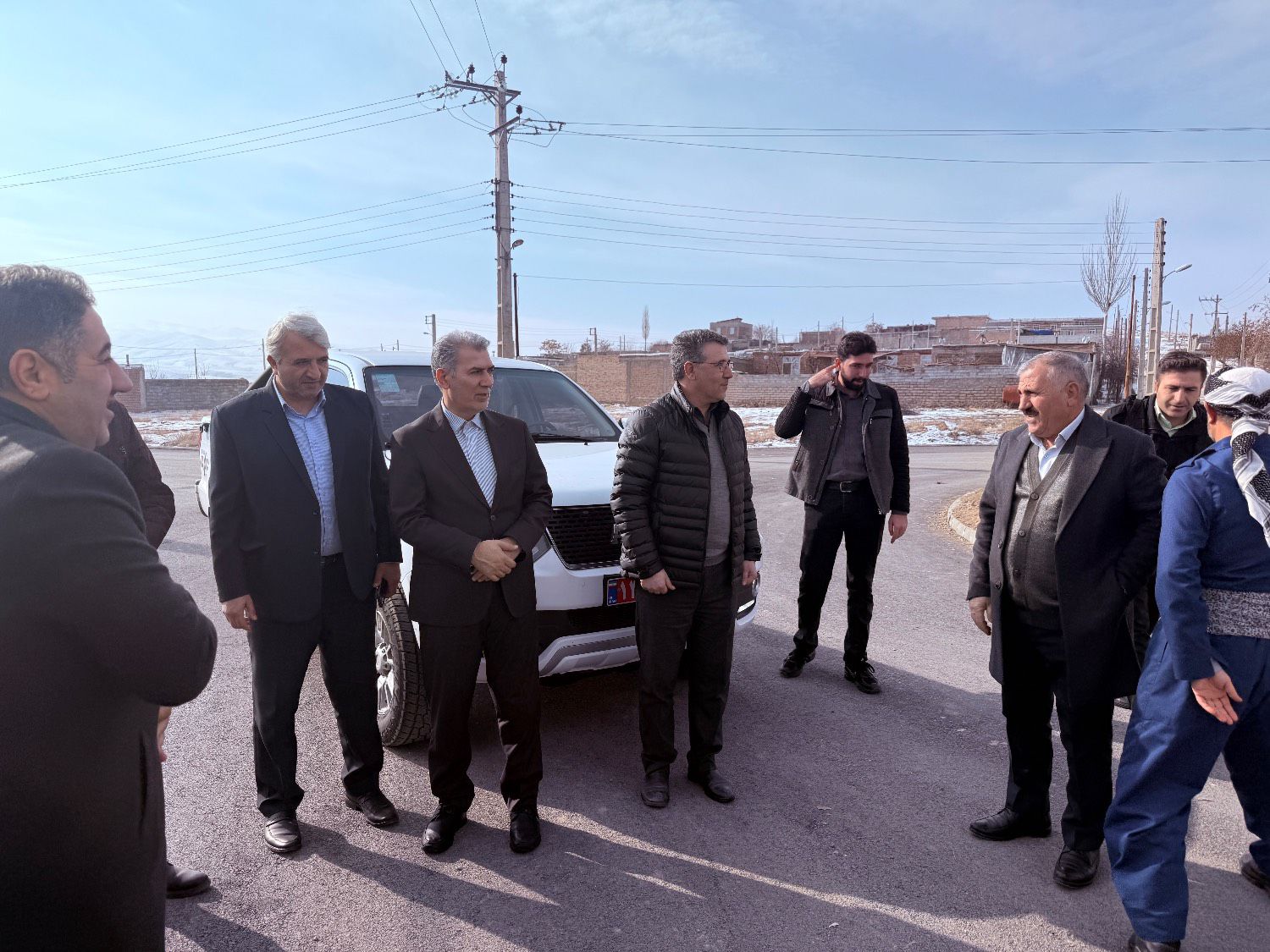 بازدید فرماندار سلماس از مدرسه روستای زولا بهیک