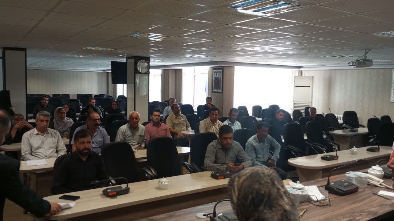 🔰 چهارشنبهای از جنس همدلی؛ فرماندار سلماس پای درد دل مردم نشست