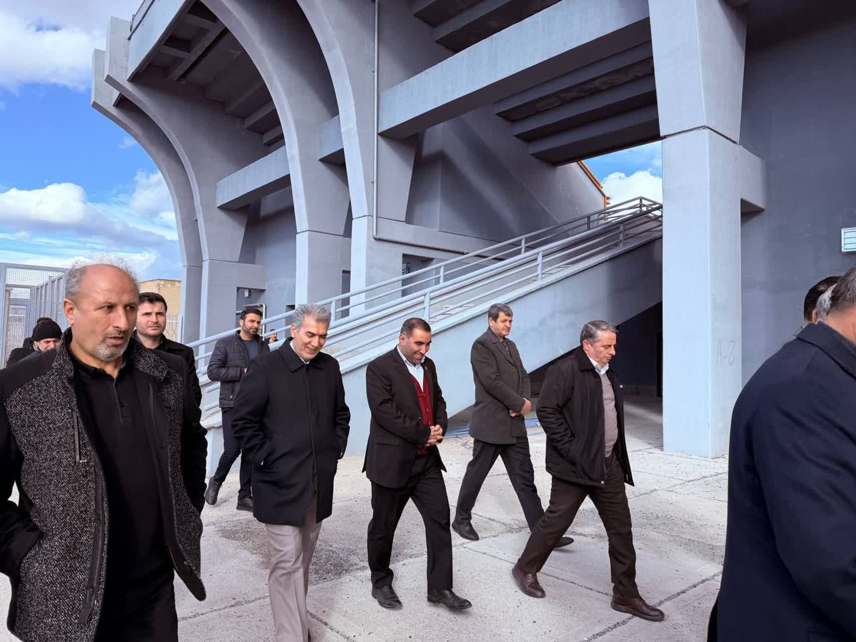 🔹بازدید مسئولان استانی و شهرستانی از روند تکمیل پروژه مجموعه ورزشی پنج هزار نفری سلماس