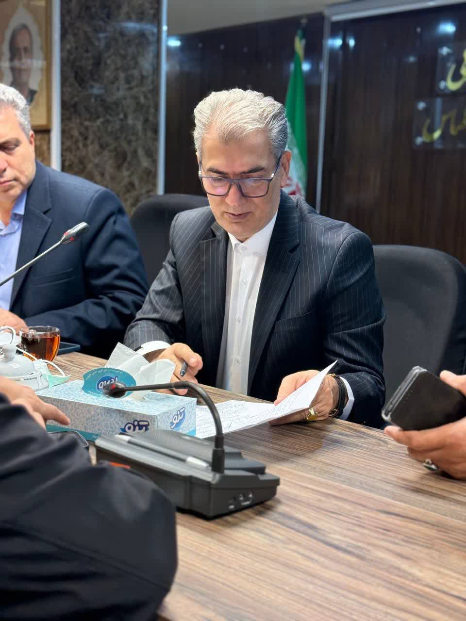 ✳️ برگزاری نشست ملاقات مردمی فرماندار سلماس با حضور 200 شهروند