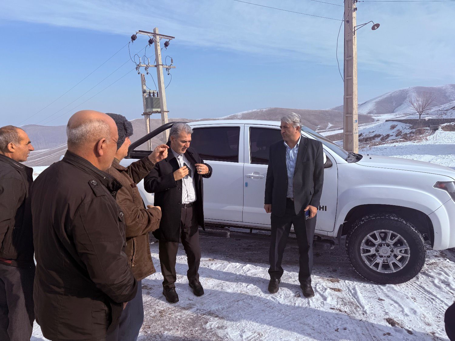 فرماندار سلماس در بازدید از روستای میرآباد