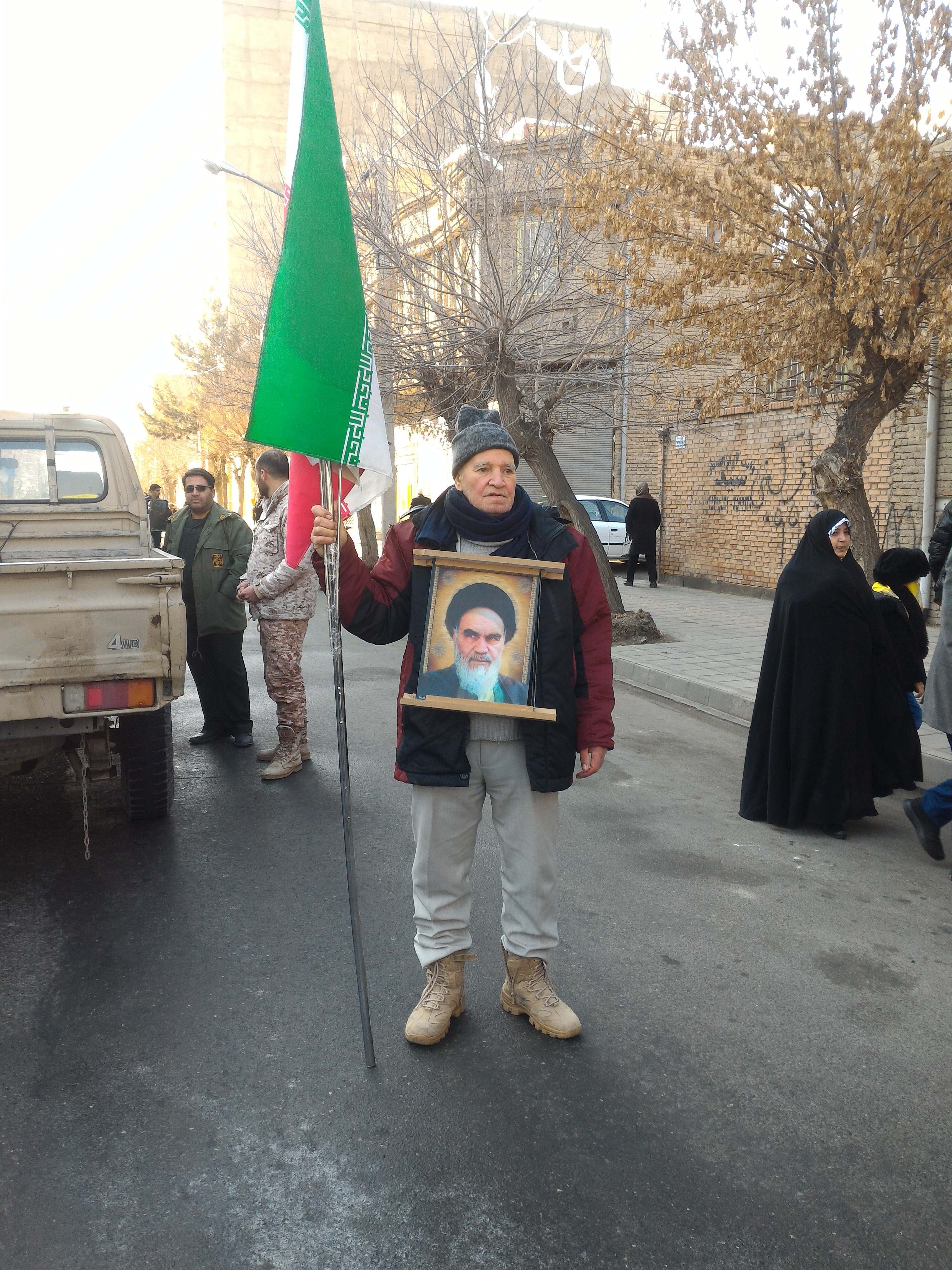 حضور پرشور و باشکوه مردم شریف شهرستان سلماس در راهپیمایی یوم الله 22 بهمن 1401