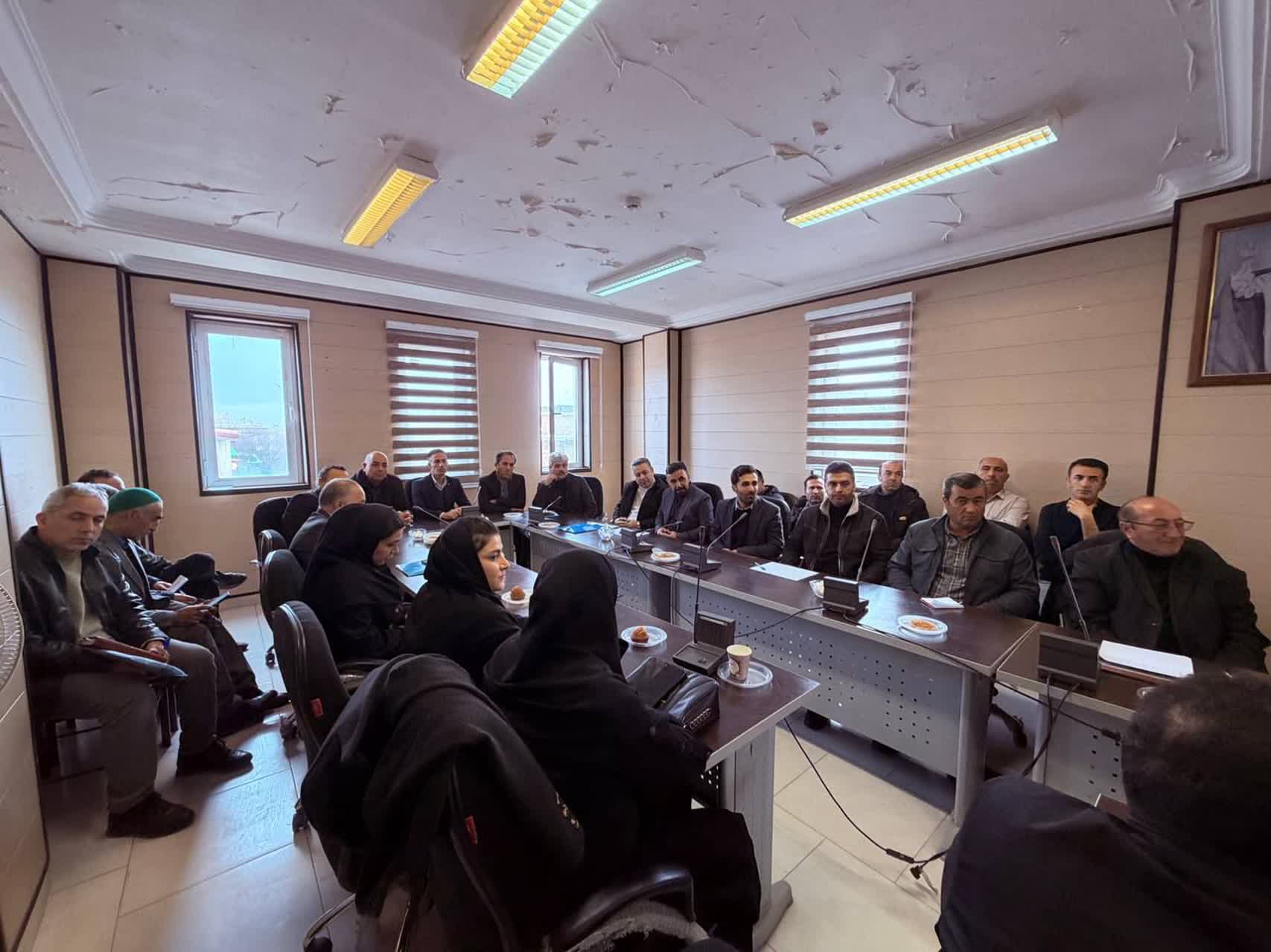 🇮🇷چهل و هفتمین فجر پیروزی🇮🇷  🔹برگزاری همایش توجیهی دهیاران بخش کوهسار در خصوص انتخابات شوراهای اسلامی