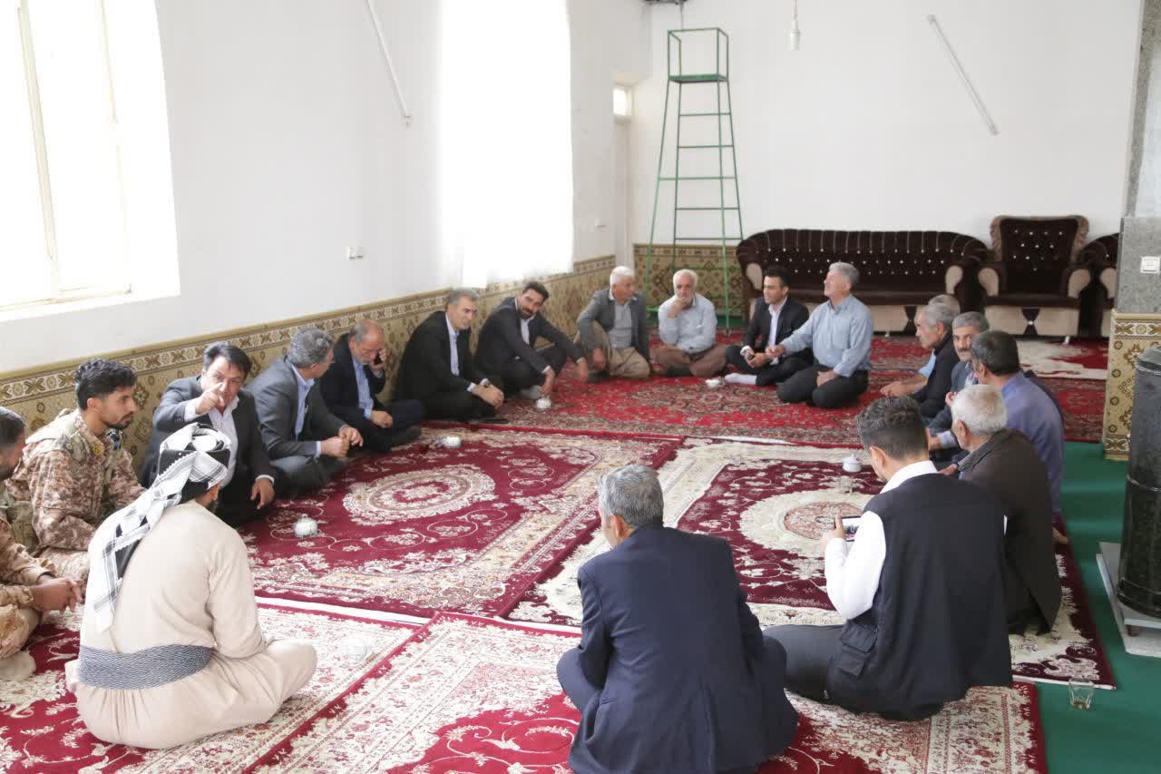 ✳️ برگزاری یکشنبههای خدمت؛ فرماندار و مسئولان سلماس در بازدید از روستاهای بخش مرکزی مشکلات آب، گاز و ورزش را بررسی کردند