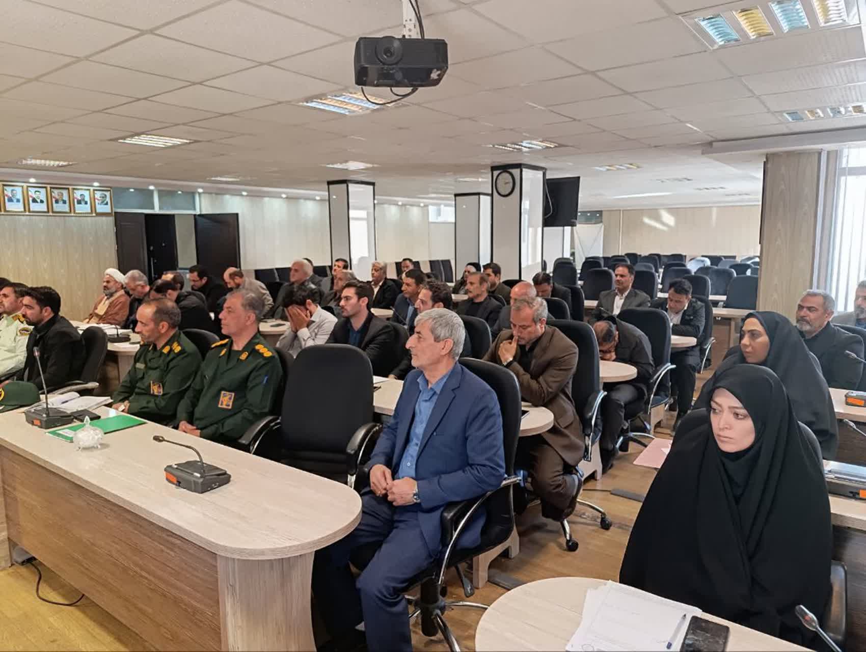 🇮🇷 به ریاست فرماندار سلماس انجام شد؛ برگزاری جلسه هماهنگی و اجرای برنامه های هفته بسیج شهرستان سلماس