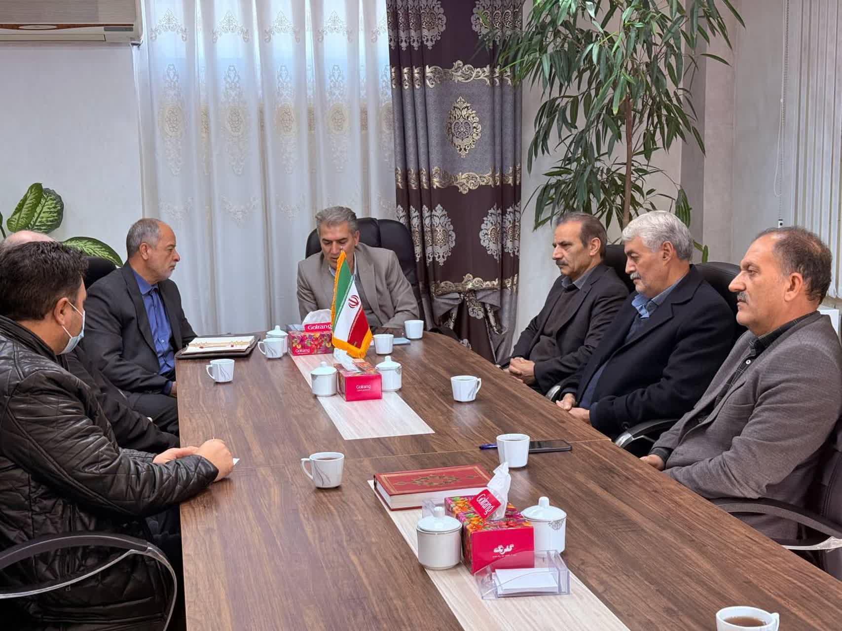 جلسه هماهنگی اعضای هیئت نظارت بر انتخابات هفتمین دوره شوراهای اسلامی شهر سلماس به ریاست فرماندار شهرستان سلماس و با حضور نماینده مردم شریف سلماس در مجلس شورای اسلامی برگزار شد.