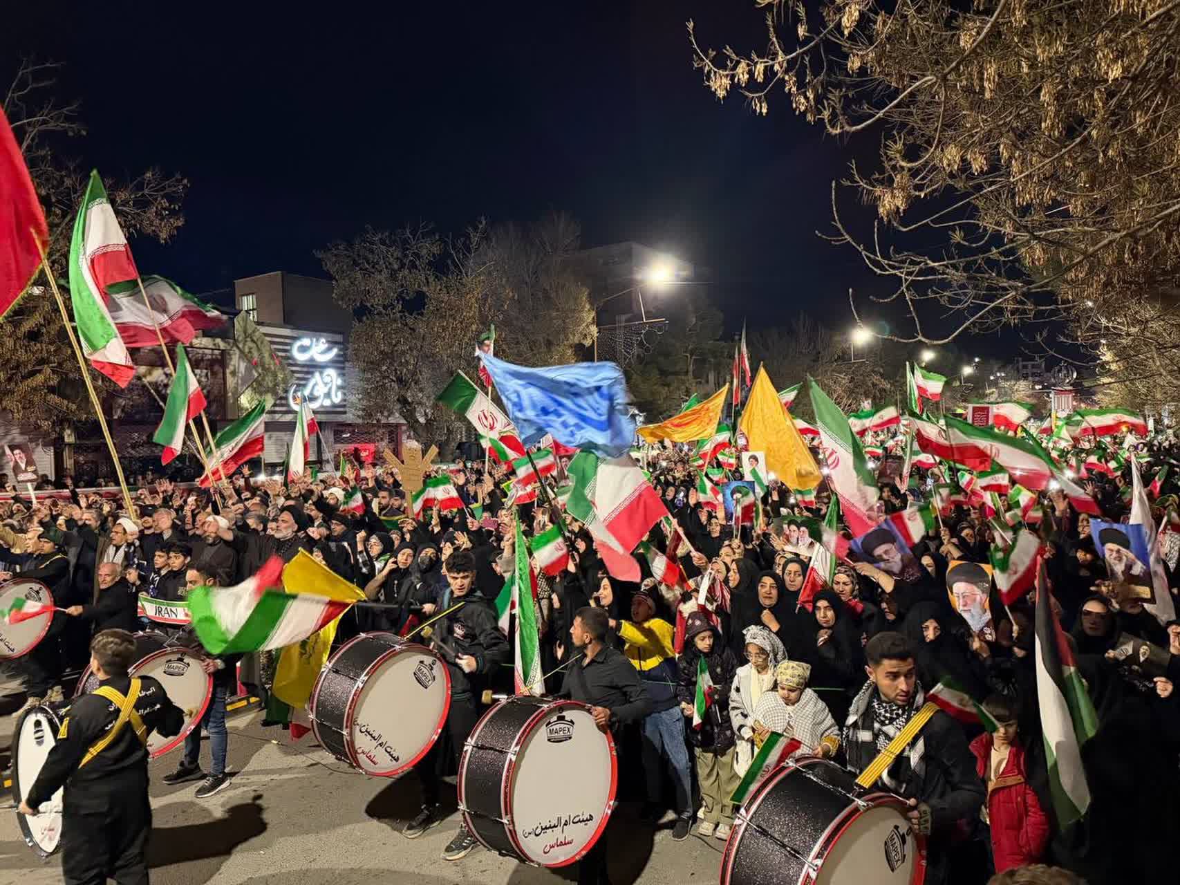 سی‌امین شب مقاومت؛ سلماس همچنان ایستاده است