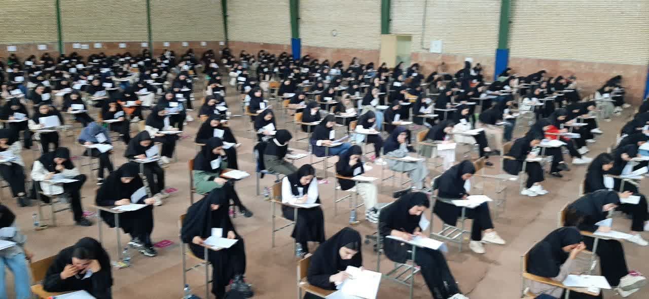 ⭕️ بازدید فرماندار سلماس از روند برگزاری آزمون سراسری در دانشگاه آزاد اسلامی سلماس
