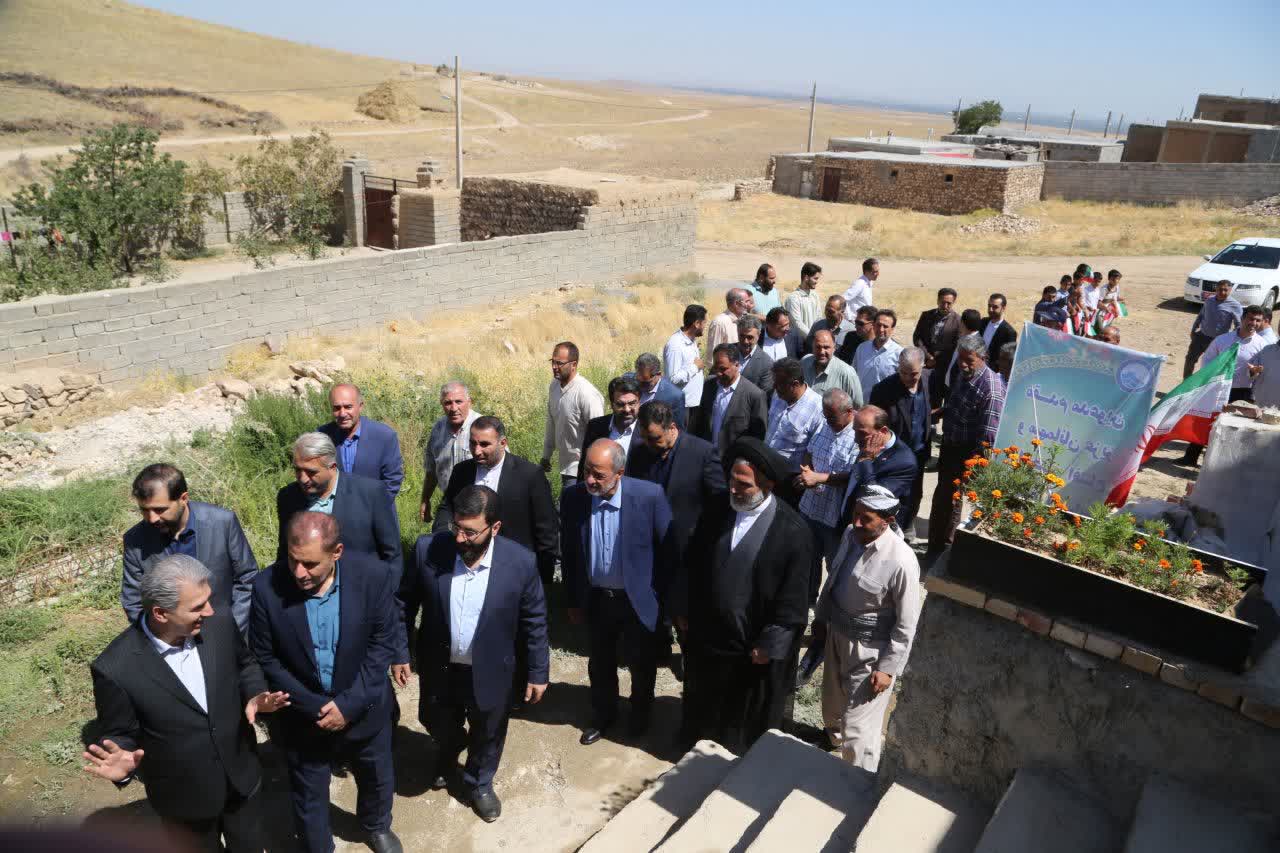 افتتاح همزمان پروژههای عمرانی و آبرسانی امور آب و فاضلاب سلماس با اعتبار 90 میلیارد ریال در سومین روز هفته دولت