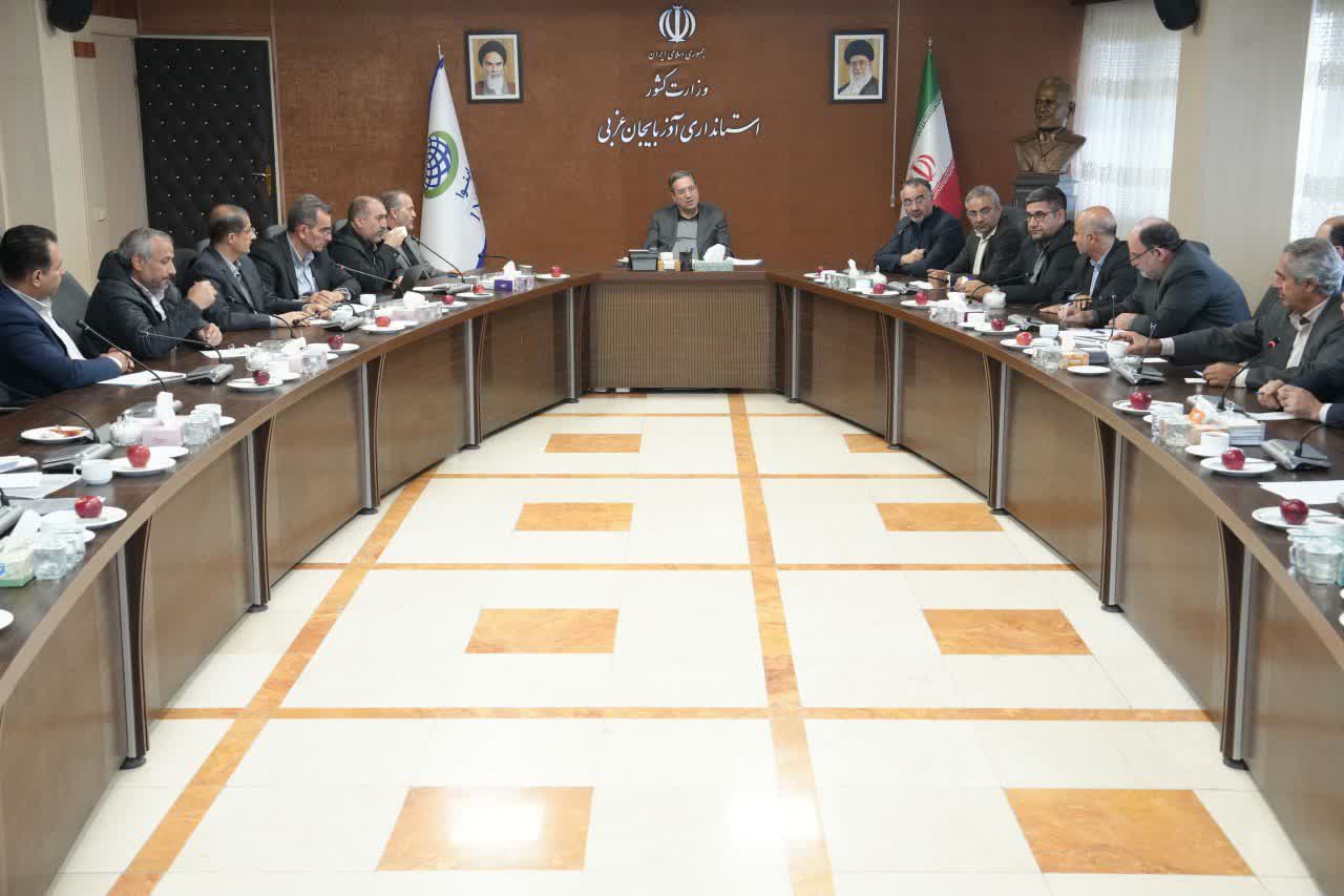 تأکید استاندار آذربایجانغربی بر ضرورت اطلاعرسانی دقیق در شرایط آلودگی هوا