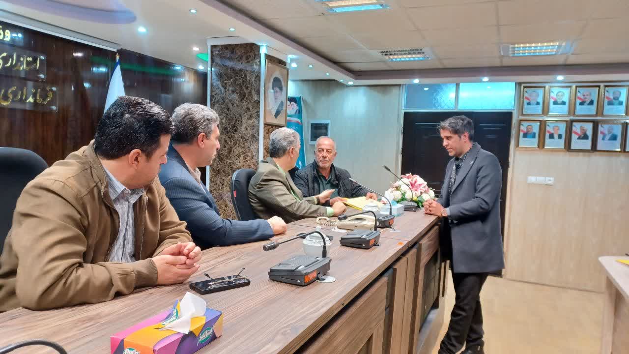 برگزاری ملاقات مردمی فرماندار سلماس با حضور رؤسای ادارات شهرستان در ایام دهه فجر