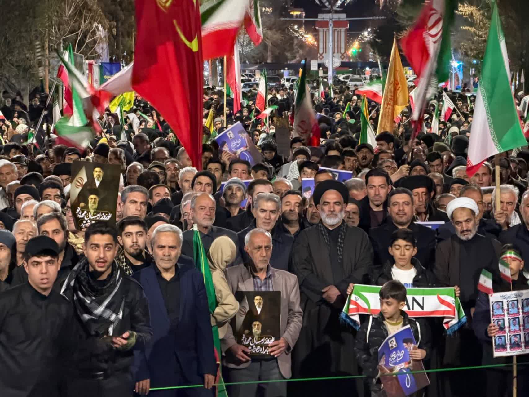 سلماسِ قهرمان امشب هم آمد به میدان