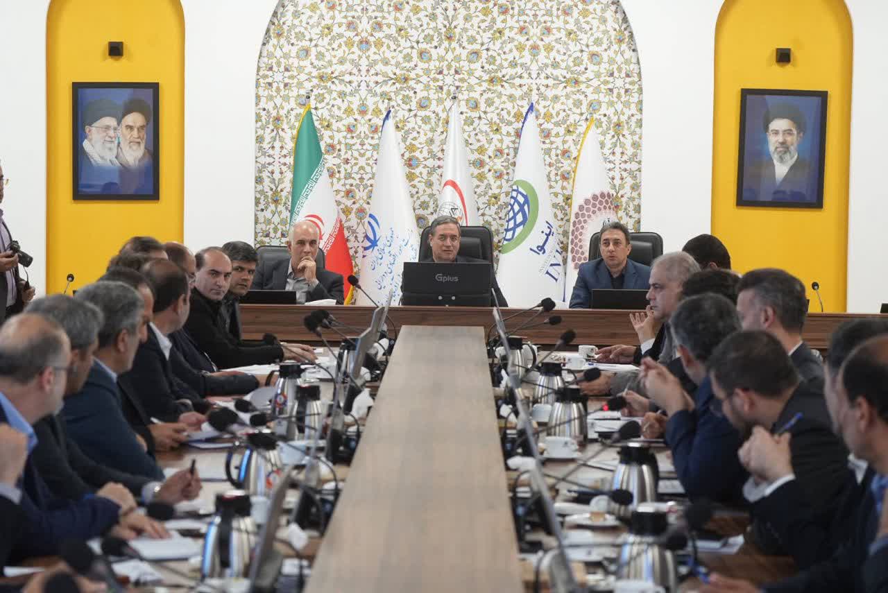 به ریاست استاندار آذربایجانغربی انجام شد؛ برگزاری جلسه هماهنگی تأمین مالی بخش تولید آذربایجانغربی